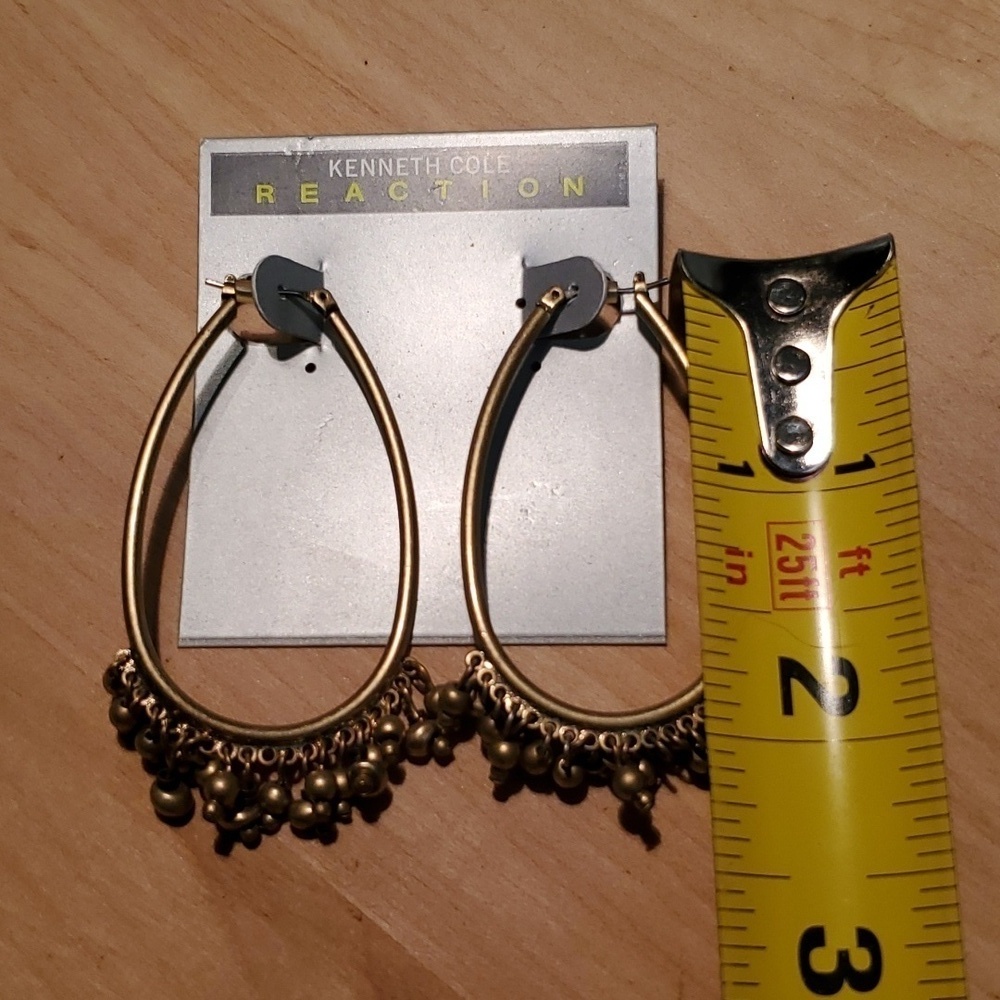 ❎️ NIB KENNETH COLE EARRINGS - Picture 2 of 7